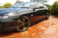 HOLDEN MONARO OX962 BLACK YELLOW POLISHED ACCENTS